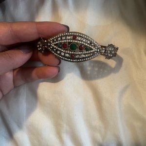 Beaded bracelet turquoise red stones